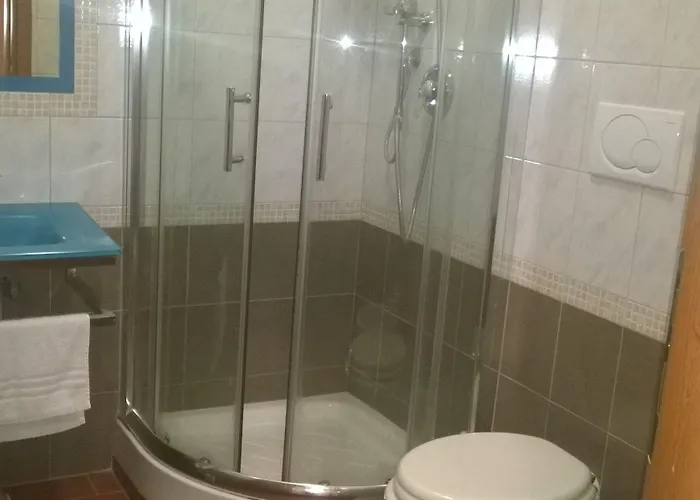 Toffa Place In Hotel