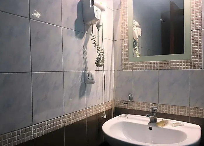 Toffa Place In Hotel